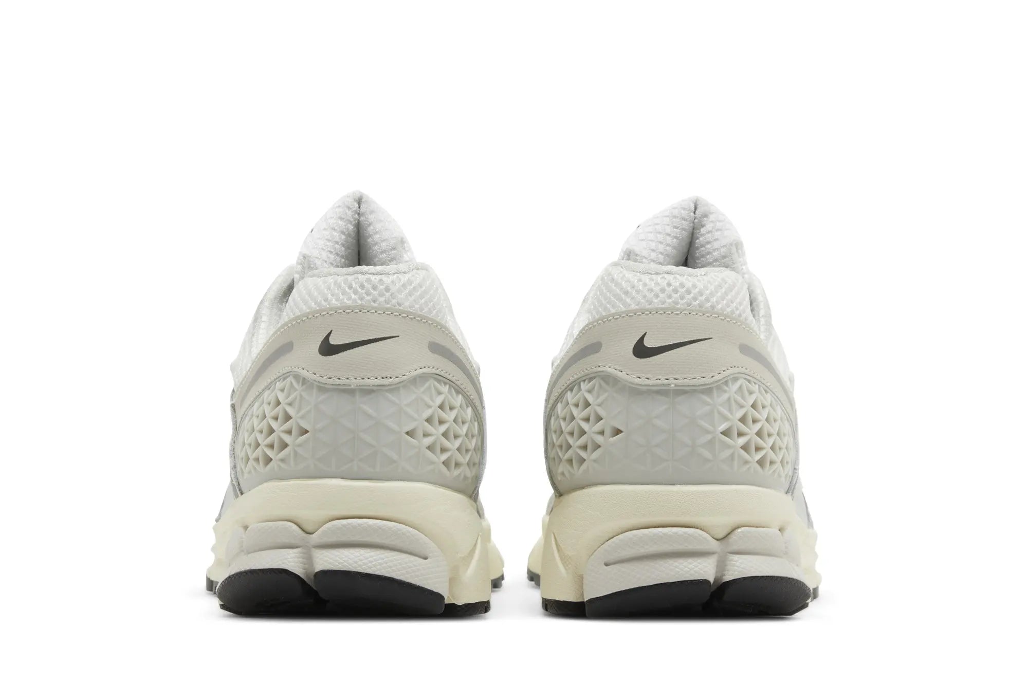 Nike Zoom Vomero 5 'Platinum Tint'