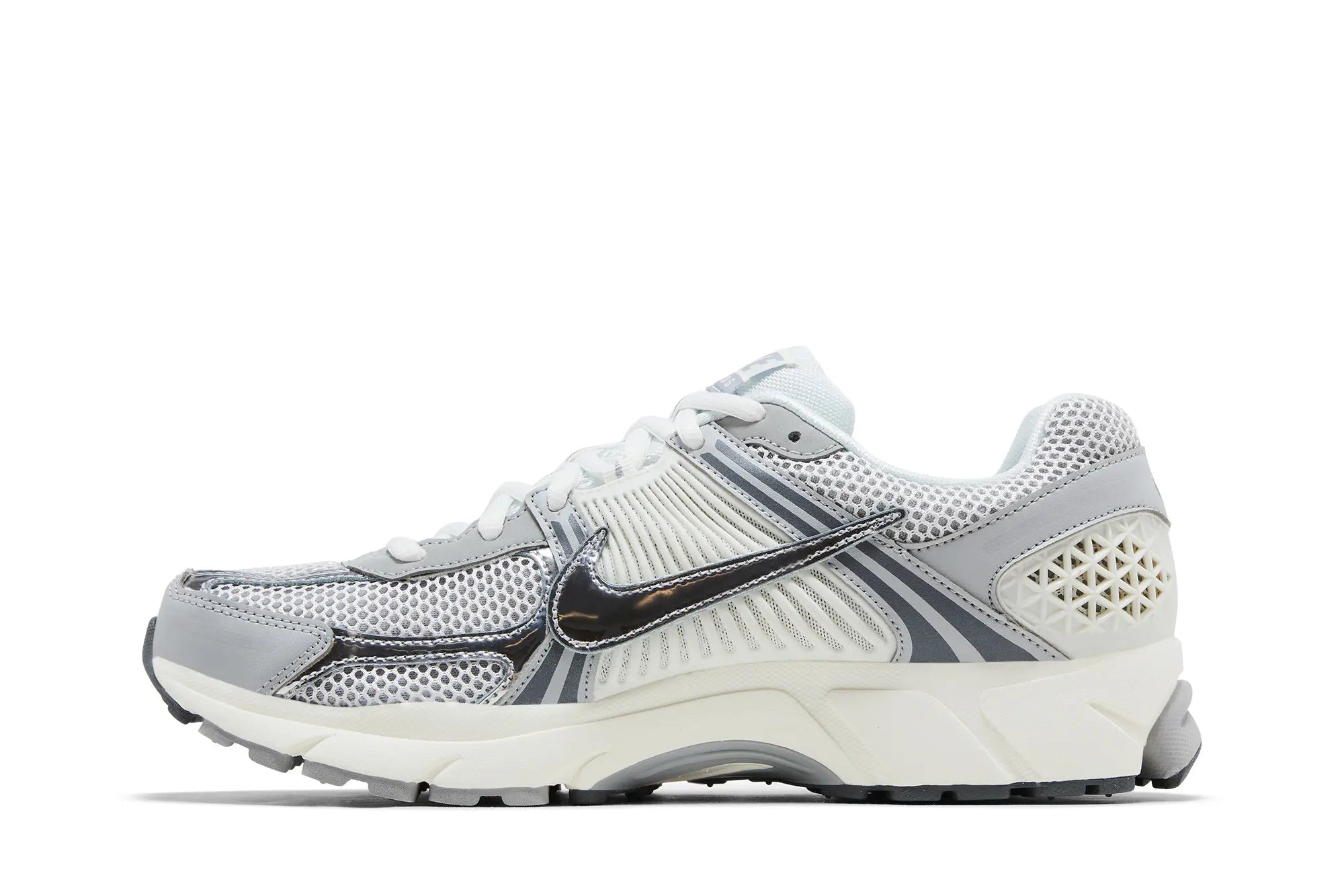 Nike Zoom Vomero 5 'Metallic Silver'